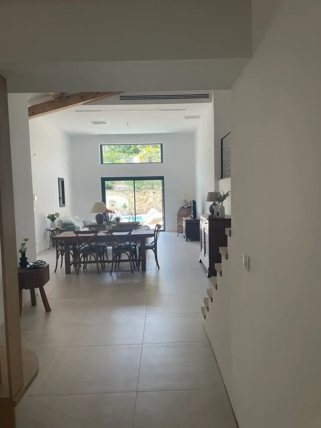 Rénovation intérieure — rénovation complète à Châteauneuf-le-Rouge (13)